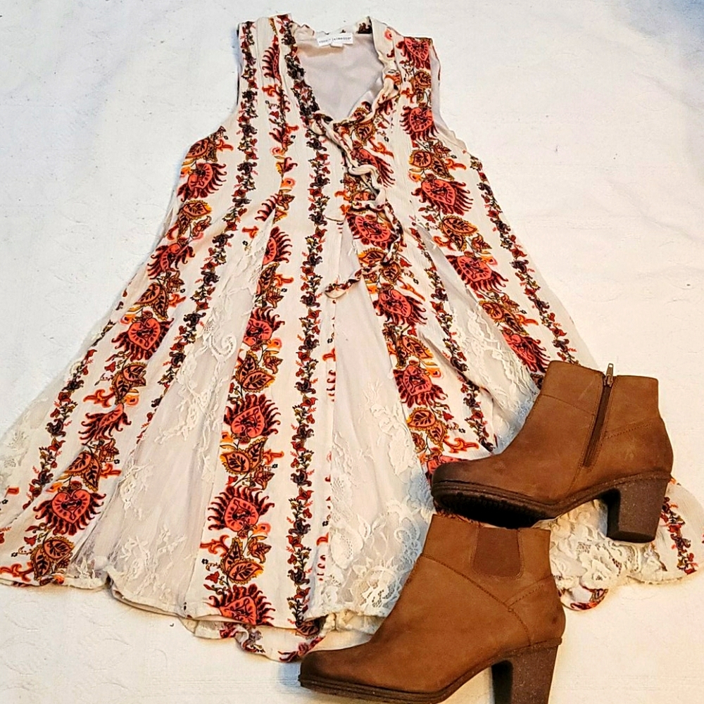 Buckle Coco + Jaimeson floral lace sleevless dress - Picture 2 of 9